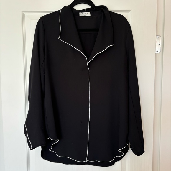 Aritzia Babaton | Rena Black Blouse - Size L - Picture 2 of 5